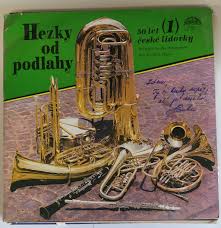 LP HEZKY OD PODLAHY 1